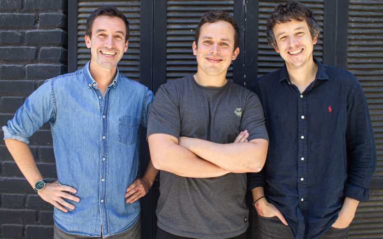 Ex alumnos de Ingeniería UC crean startup que crece por toda América Latina