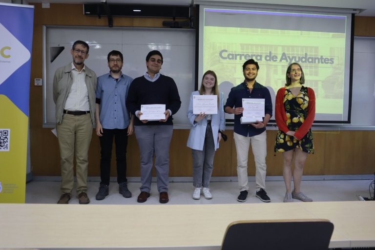 Con éxito se desarrolló el seminario reconocimiento a ayudantes y premio mejor tesis de magíster 2023