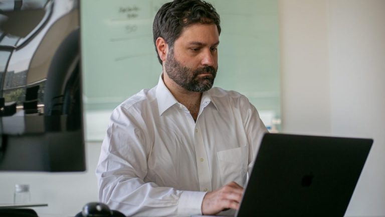 Julio Pertuzé ofreció master class sobre innovación corporativa