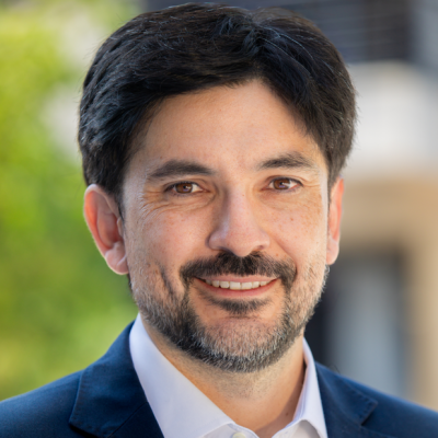 Tomás Reyes Torres, Escuela de Ingeniería UC