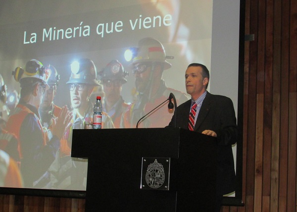 Ph.D Óscar Landerretche Charla 24/08/2016.