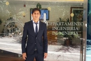 Defensa de Tesis de nuestro alumno de Magister, Luis Zegarra