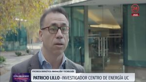 Académicos Alvaro Videla y Patricio Lillo en TVN