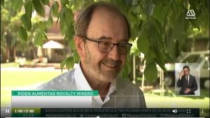 Profesor Gustavo Lagos, en TV Meganoticias
