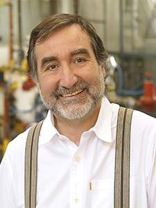 José Ricardo Pérez : Director de Departamento