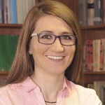 Profesora María Molinos.