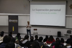 Durante sus 24 años representando a Chile, la atleta nacional ha reunido 12 medallas de oro, 11 de plata y 7 de bronce.