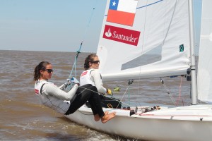 Nadja Horwitz junto a Sofía Middleton (en la foto) debutarán olímpicamente en la categoría 470 femenino de vela.