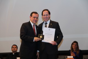 Juan Carlos Ferrer, profesor del departamento de Ingeniería Industrial y de Sistemas.