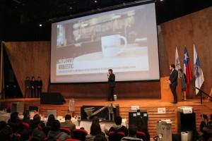 Estudiantes de la USM (en la foto) también participaron del congreso.