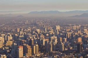 Según el académico Héctor Jorquera las emisiones vehiculares que considera el Plan de Descontaminación Atmosférica en los próximos 10 años están sobreestimadas.