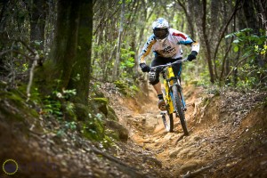 La empresa cofundada por el deportista nacional    organiza la primera competencia nacional de Mounteinbaik Enduro.