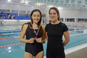 Natación damas 50 - segundo lugar.