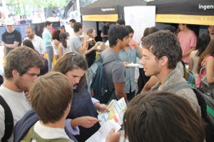 Más de 1000 alumnos asistieron a la "Feria de stands" el miércoles 26 de octubre.