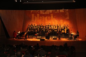 Uno de los principales eventos que protagonizó el Coro de Ingeniería UC fue el concierto "Black music" que congregó a cerca de 500 asistentes.