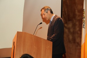 Ricardo Giesen, director del departamento de Ingeniería de Trasnporte y Logística, aprovechó la oportunidad para presentar a los profesores nuevos.