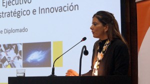 Claudia Halabí, directora ejecutiva de Educación Profesional de Ingeniería UC