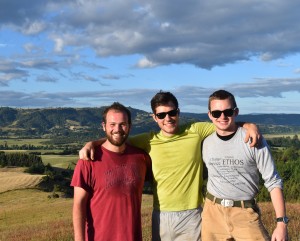 Nate Wren, Kevin Deck y Benjamin Hansen viajaron a Quilacahuín en enero.