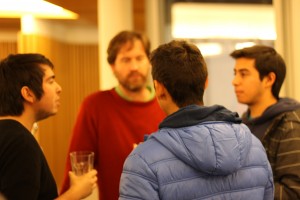 Alumnos y profesores se reunieron en el CoffeeHouse.