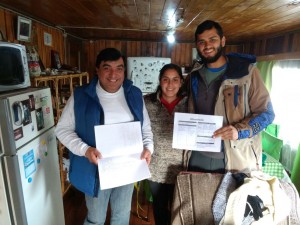 Los estudiantes realizan un curso intensivo de innovación y emprendimiento y luego ponen en práctica todos los conocimientos ayudando a emprendedores locales.