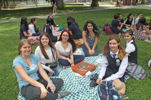 Visita Liceo Carmela Carvajal.