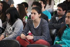 Alumnos en Almuerzos Prácticas Sociales