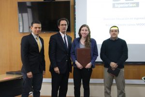 Premiación profesores que participaron en MOOC