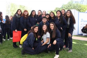 Estudiantes de enseñanza media en Expo Futuro Novato 2018