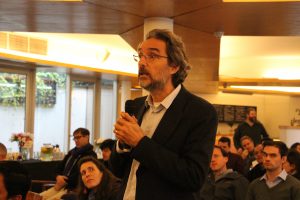 Profesores en reunión con rector UC, Ignacio Sánchez